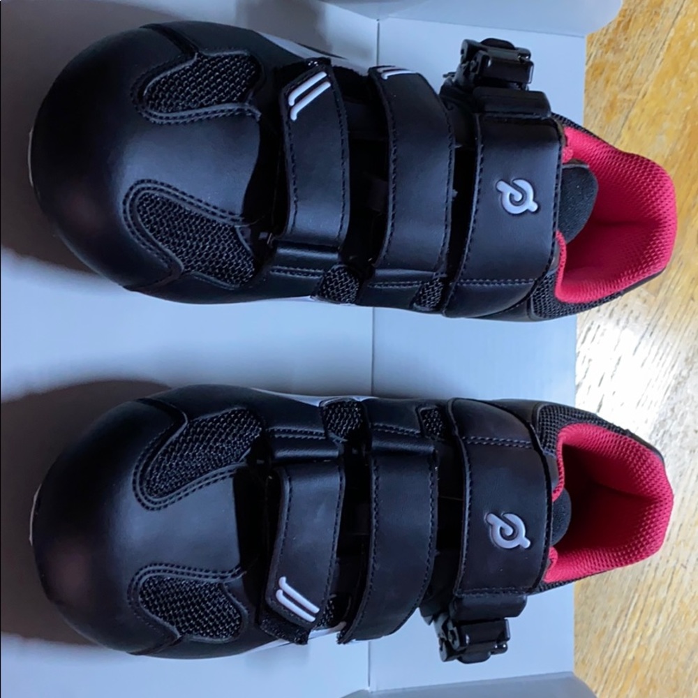 Peloton shoes size 40 (US 9). New/Gently used.